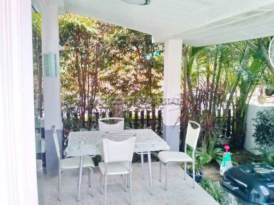 Baan Dusit 7
