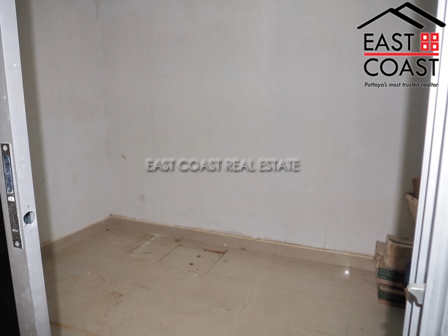 Eakmongkol 19