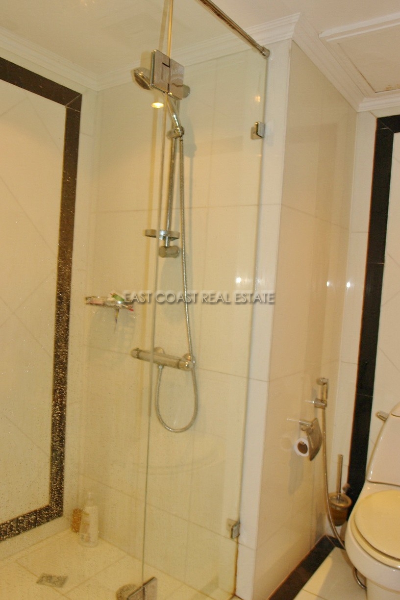 Grand Condo 16