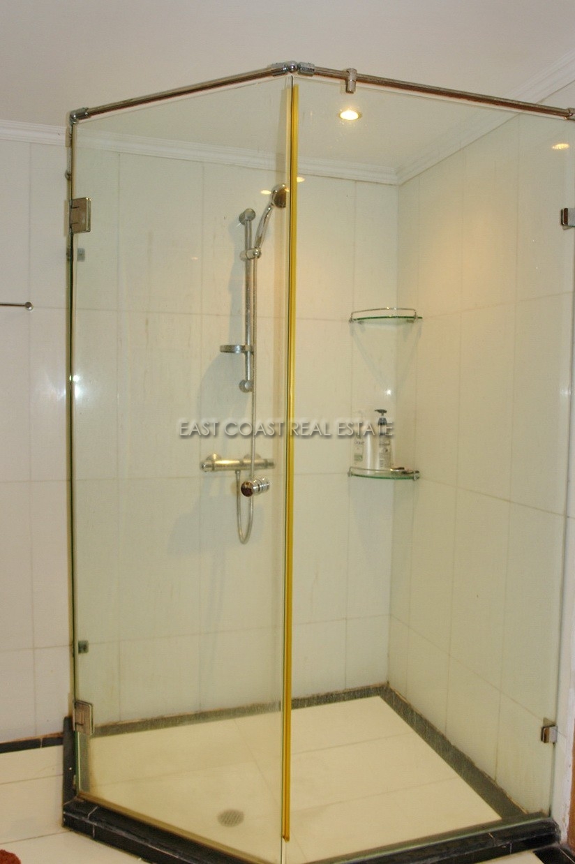 Grand Condo 23