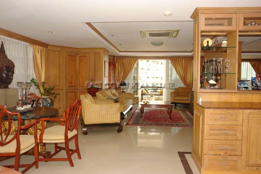 Grand Condo 3