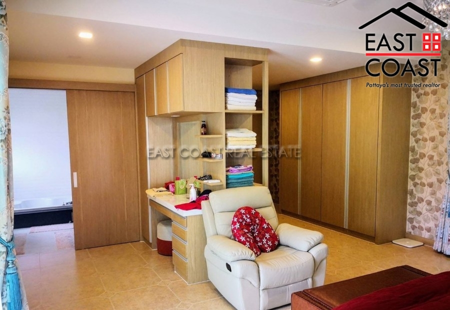 Greenfield Executive 16