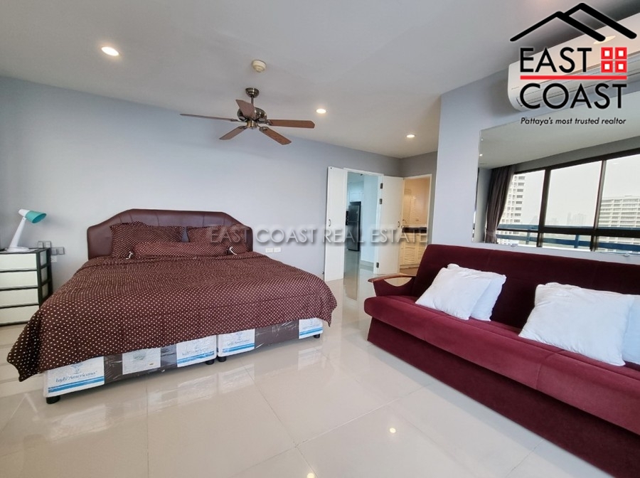 Jomtien Plaza 20