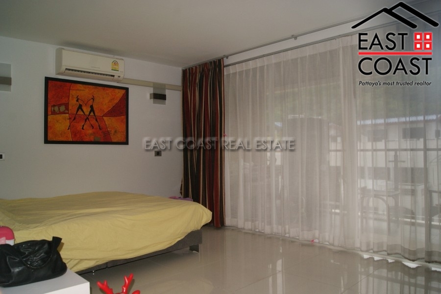 Pattaya Heights 12