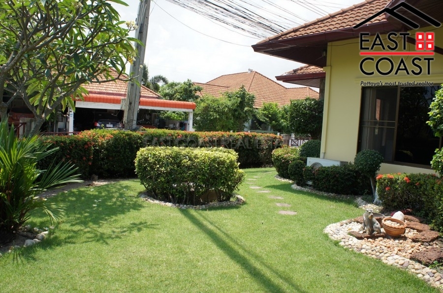 Pattaya Hill 1 33
