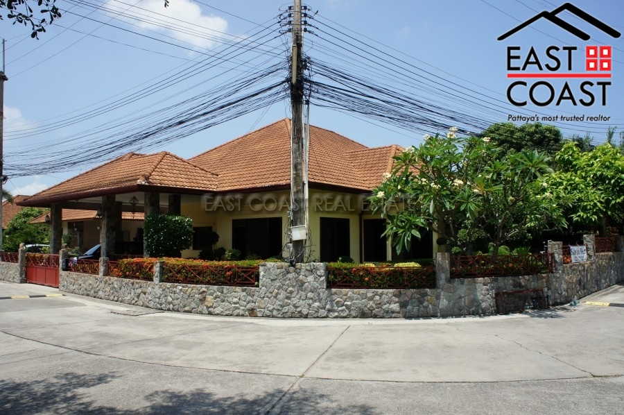 Pattaya Hill 1 1