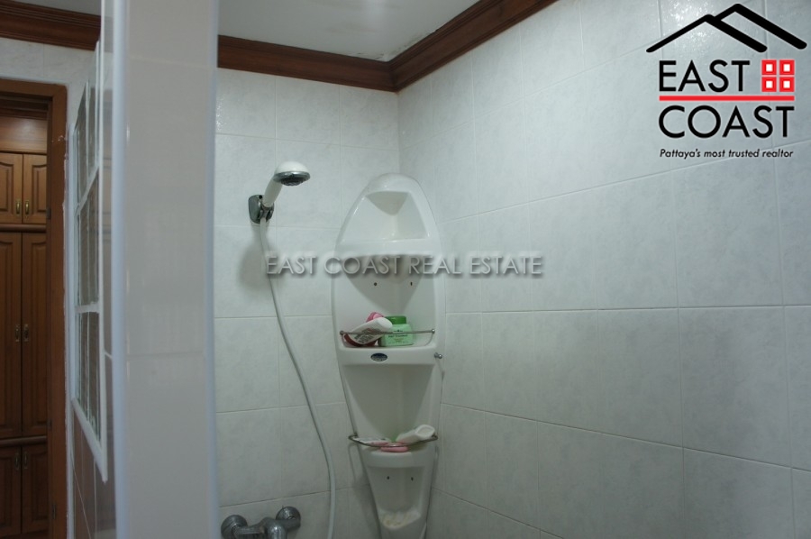 Pattaya Hill 1 28