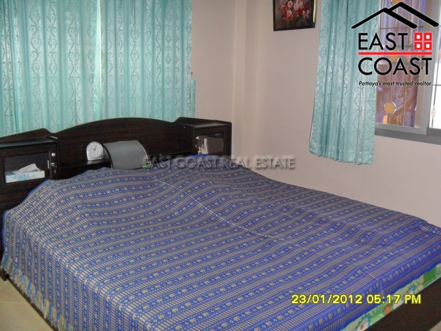 Pattaya Tropical Village 18
