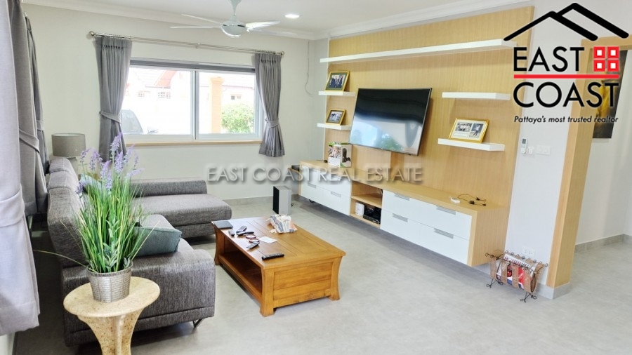 Private House At Bangsaray 10