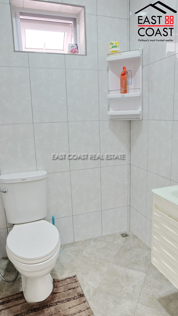 Private House At Bangsaray 25