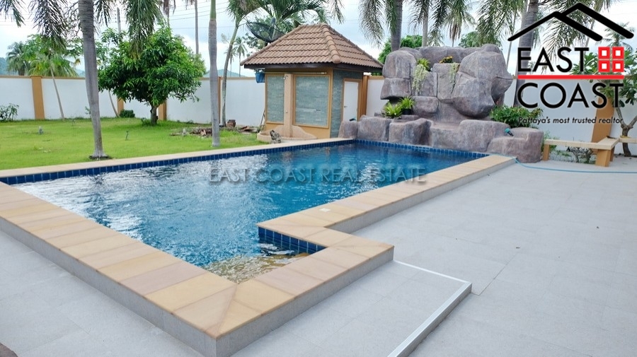 Private House At Bangsaray 7