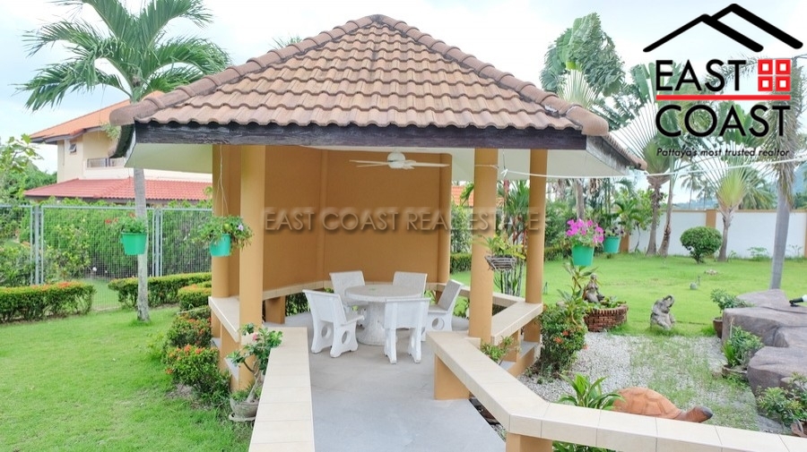 Private House At Bangsaray 8