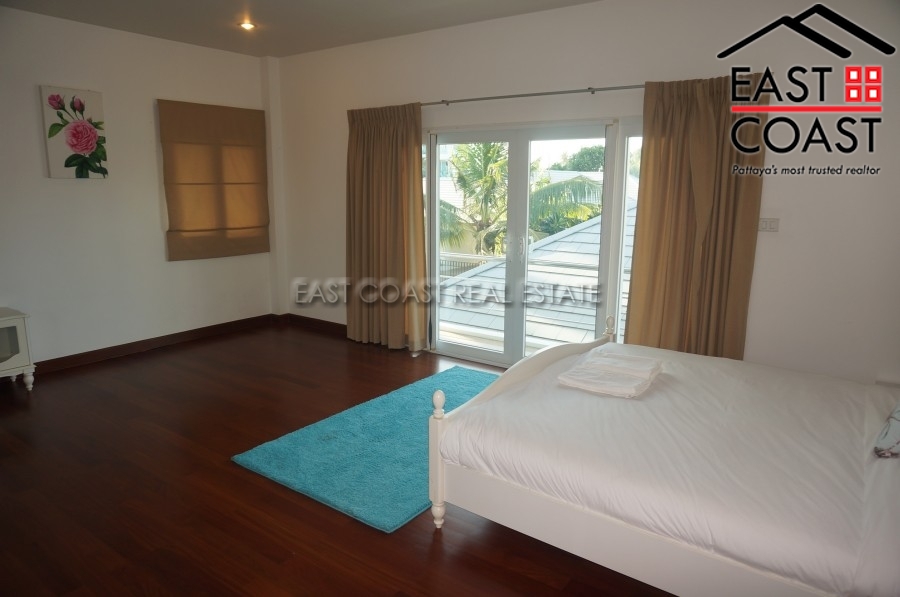Sea Breeze Villas 15