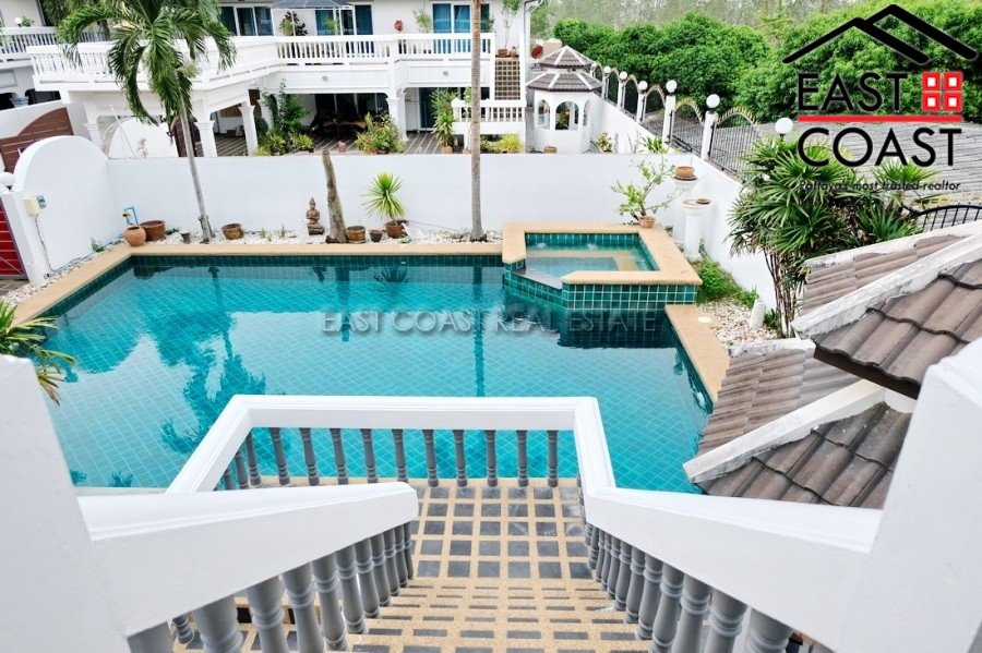 Temple Court Villas 35