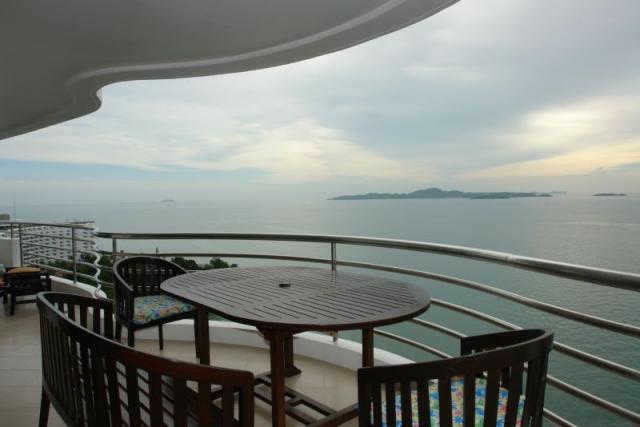 Royal Cliff