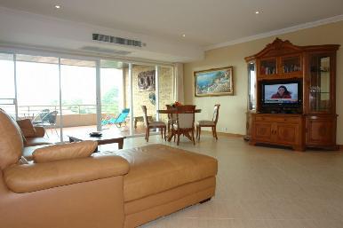 Executive Residence 2 1