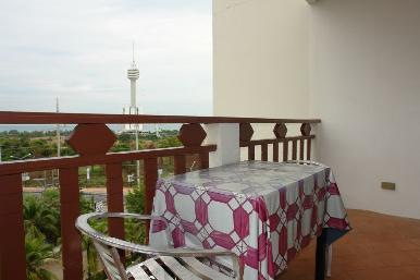 Royal Hill 10