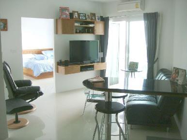 AD Hyatt 1