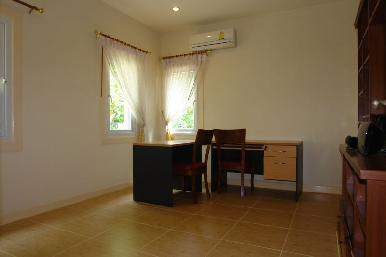 Silk Road Place 8