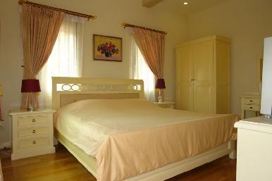 Silk Road Place 11