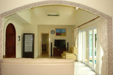 Silk Road Place 14