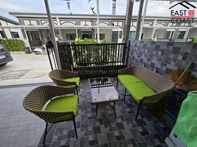 Wiz Town Townhouse