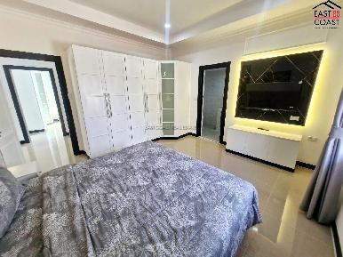 Pattaya Land & House 12