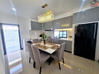 Pattaya Land & House 5