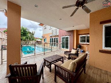 Lakeside Court 5 5