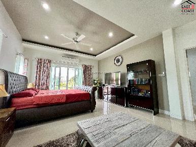 Lakeside Court 5 27
