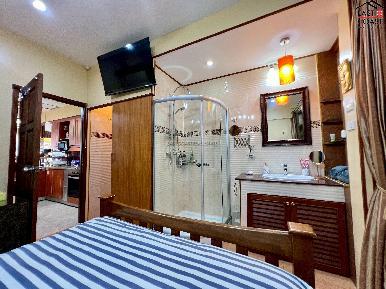 Renovated Two Bedroom at Dream Properties 16
