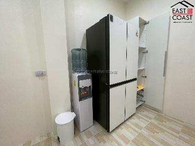 Newly renovated Townhouse in Center Pattaya 6
