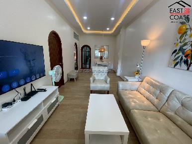 Newly renovated Townhouse in Center Pattaya 1