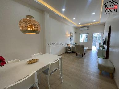 Newly renovated Townhouse in Center Pattaya 9
