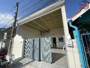 Newly renovated Townhouse in Center Pattaya 16
