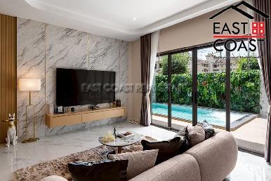 Luxury 4-Bedroom Pool Villa for Sale on Thappraya 4