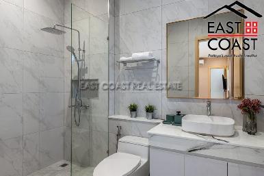 Luxury 4-Bedroom Pool Villa for Sale on Thappraya 25