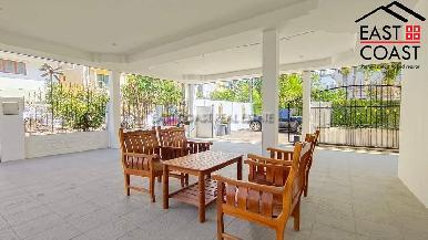 Royal Park Village 2