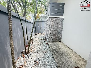 Palm Lakeside Villas 17