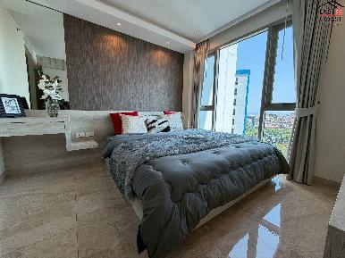 The Riviera Monaco 8