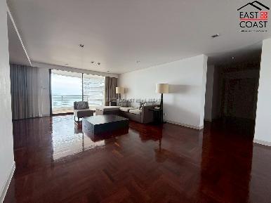Royal Cliff Garden Residence 1