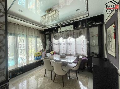 Baan Dusit Pattaya Park 12