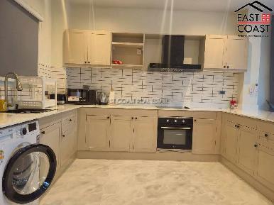 Moonlight Hill Apartment 4