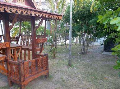 Areeya Villa 12