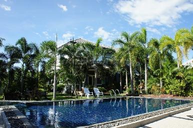 Bang Saray  1