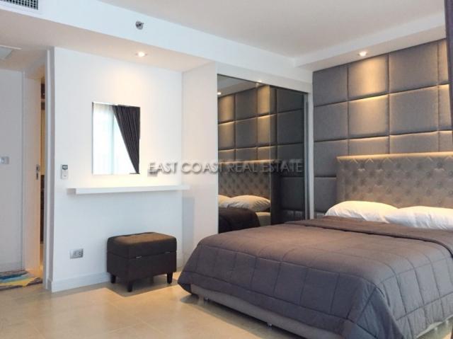 Centara Avenue Residence