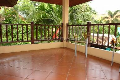 Chateau Dale Thabali 12