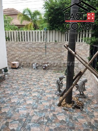 Classic Garden Home  4