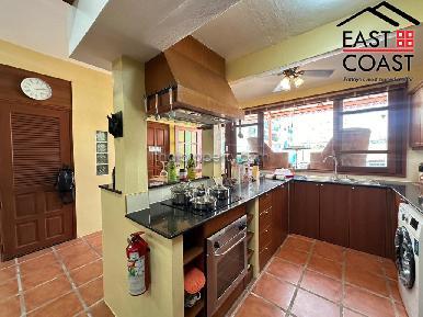 Commercial house 13