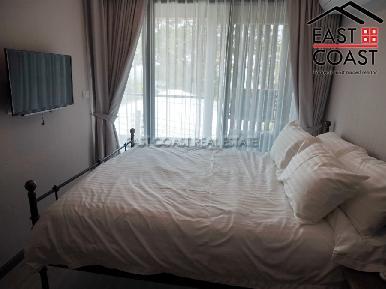 De Amber Condominium 11
